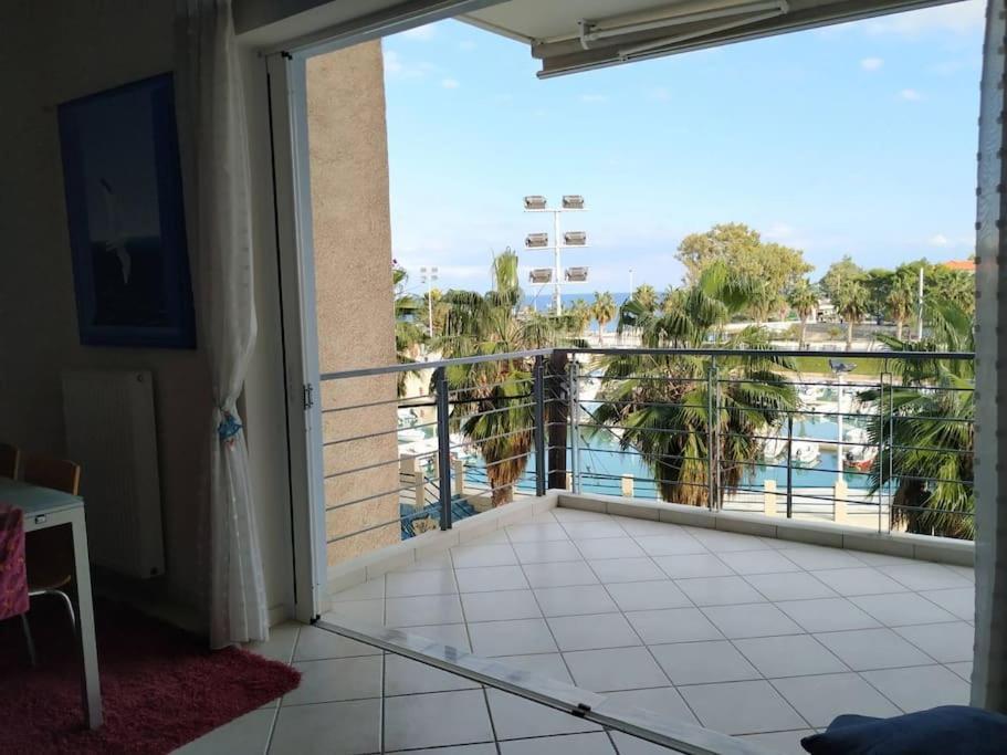 Mare Marina View 1 Apartment ซิโลกาสโตร ภายนอก รูปภาพ